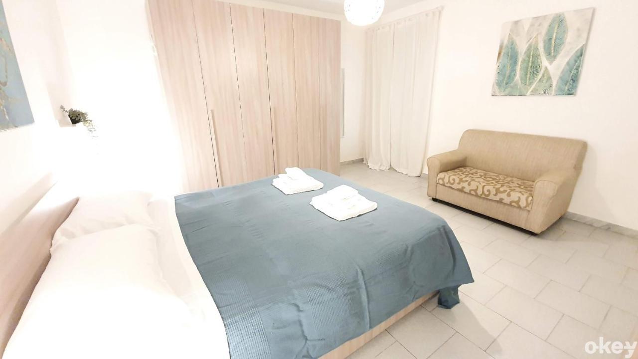 Twin Room Apulia Apartment - Bari Centro Buitenkant foto
