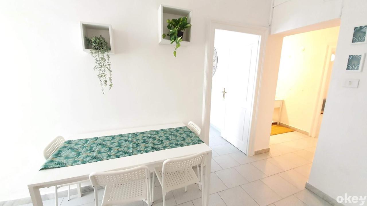 Twin Room Apulia Apartment - Bari Centro Buitenkant foto